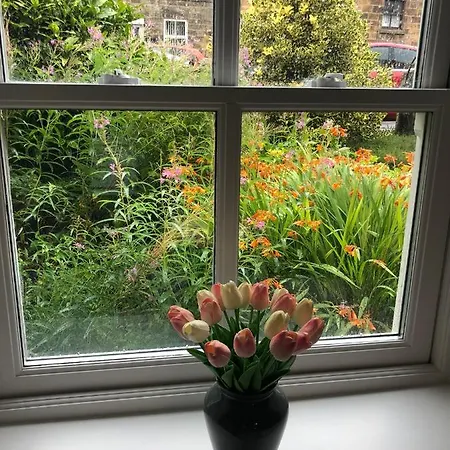 Carlton Cottage, * Castleton (North Yorkshire)