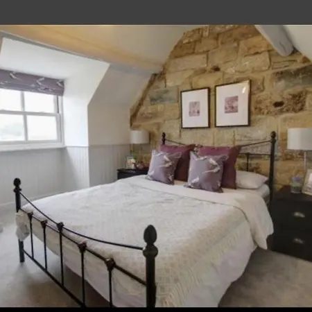 Carlton Cottage, Castleton (North Yorkshire)