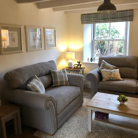 Carlton Cottage, Castleton *